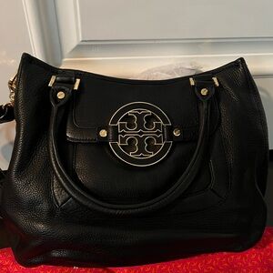 Tory‎ Burch Black Amanda Crossbody Bag